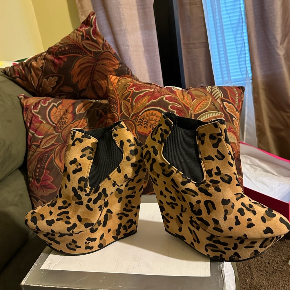 Women Shoes